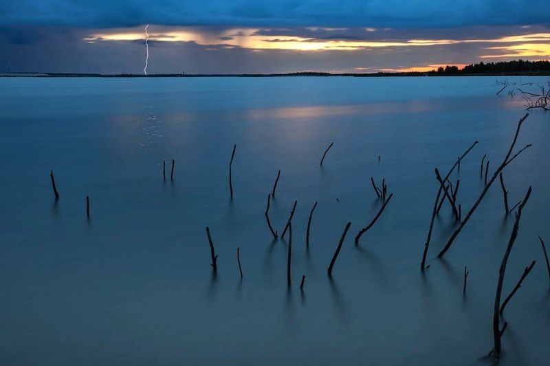 russia, flash, lake, sunset, landscape, north, россия, молния, пейзаж, север, озеро Россия. Новый Уренгой. фото превью