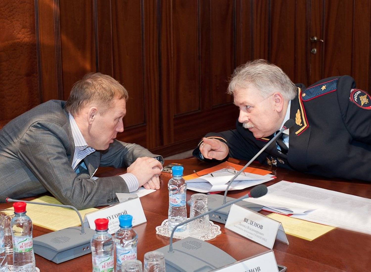 генерал леонид веденов, депутат андрей луговой, мвд, конференция, Владимир Соловьев