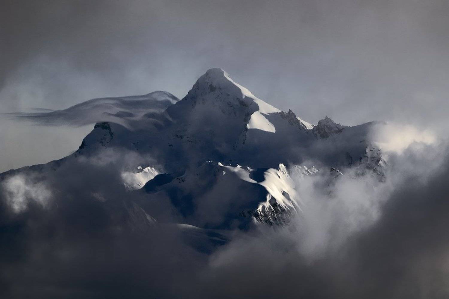 приэльбрусье, штавлер, горы, облака, непогода, Валерий Пешков