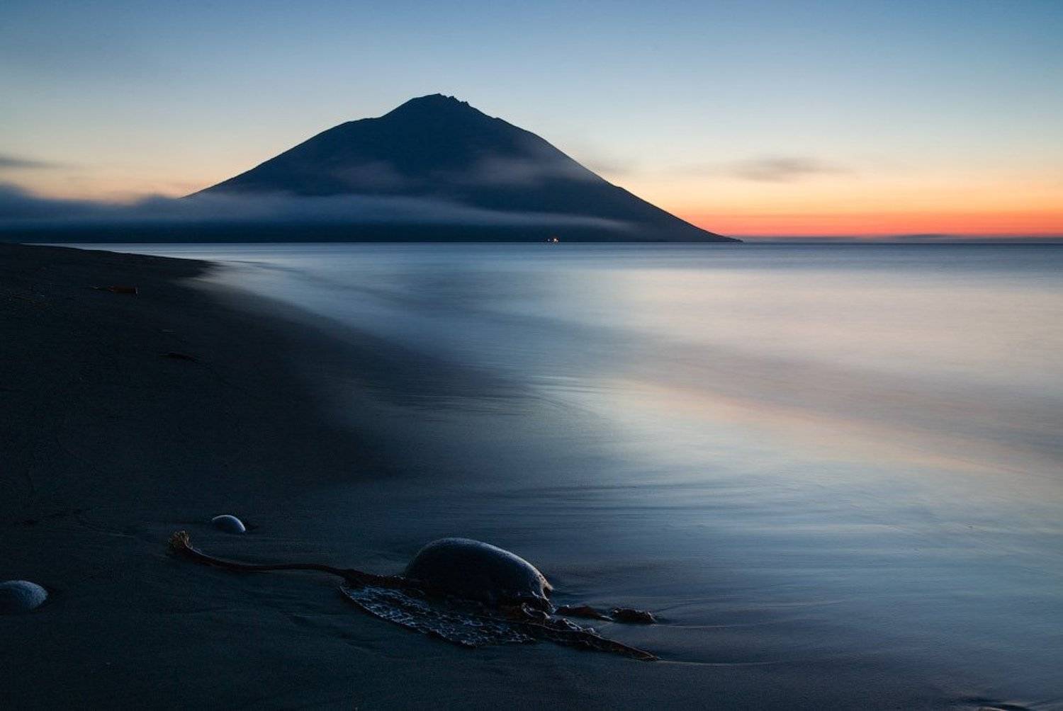 южные курилы, остров итуруп, одесский залив, вулкан атсонопури, Алексей Харитонов