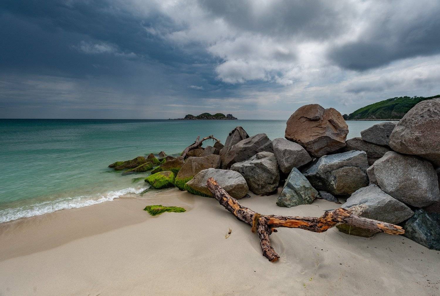 Sea, Beach, Nature, Coastline, Rock - Object, Cloud - Sky, Sky, Landscape, Sand, Outdoors, Summer, Scenics, Island, Water, Blue, No People, Seascape, Cloudscape, Vacations, Beauty In Nature, Иван Боровков