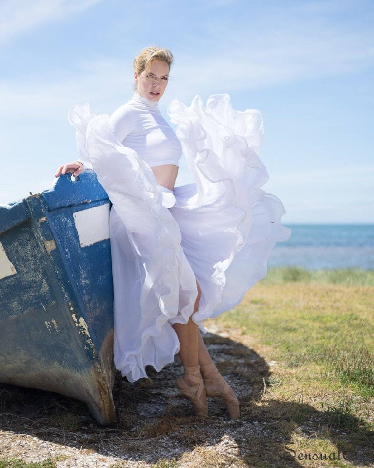 female, woman,  ballerina, dancer, Gary Rogers