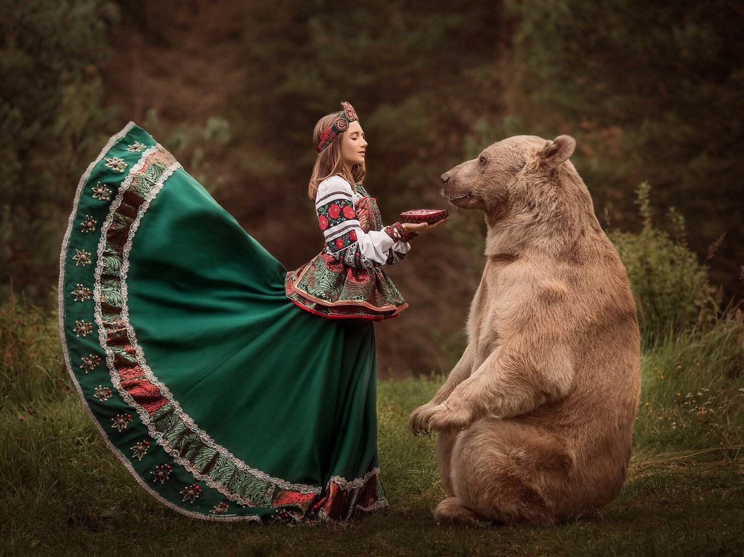 , Елена Михайлова
