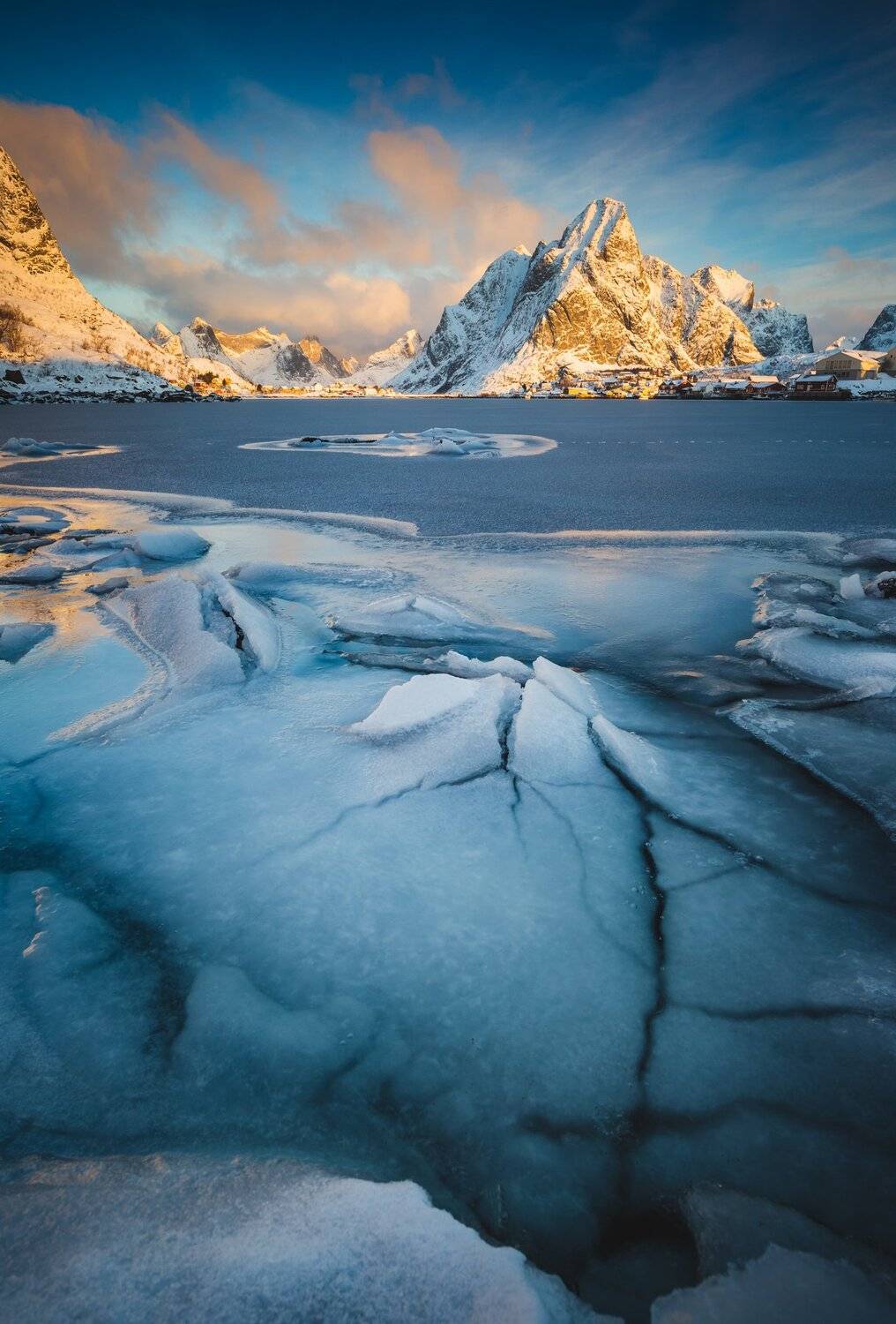 winter,ice,frozen,lofoten,norway,norwegian,scandinavia,scandinavian,north,reine,, Adrian Szatewicz