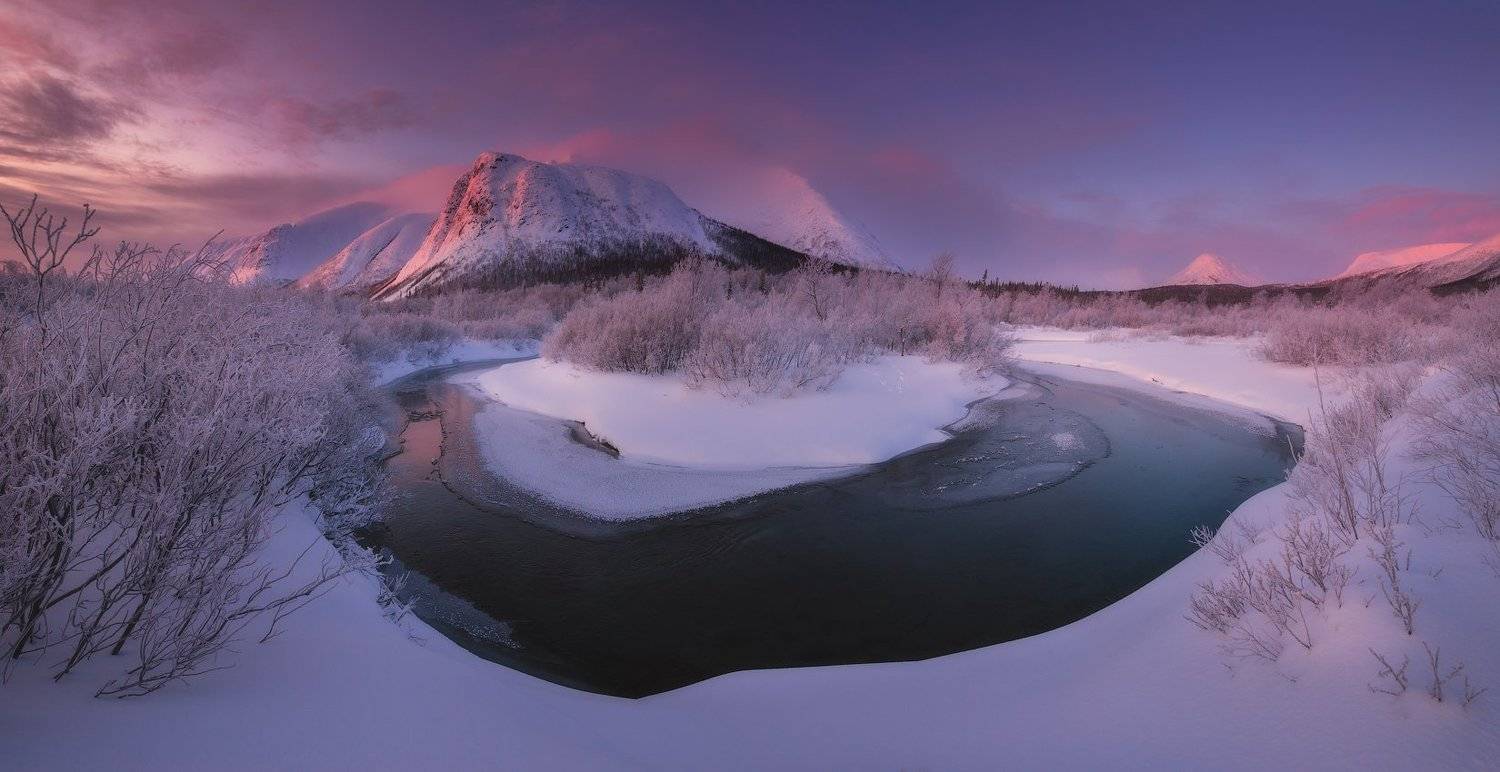 пейзаж,панорама,горы,хибины,россия,рассвет,свет,река,вода,снег,зима, Виталий Истомин