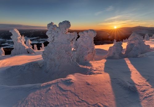 Sunrise in the Red Mountain