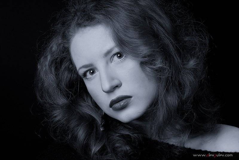 lali perrault, Александр Путев