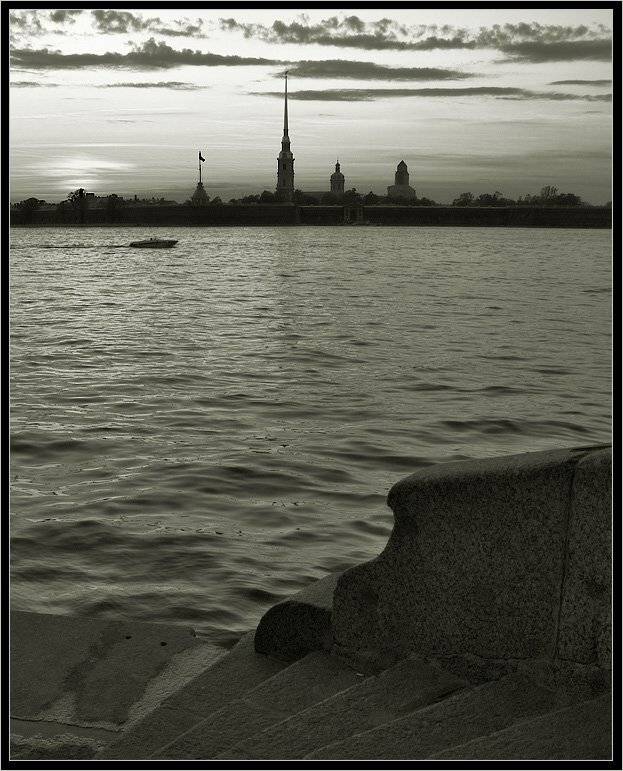 петербург, нева, петропавловка, набережная, весна, вечер, закат, катер, Kirill Shapovalov