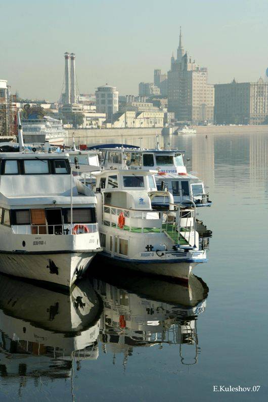 город,москва,набережная,корабли,кулешов,река,утро,, Кулешов Евгений