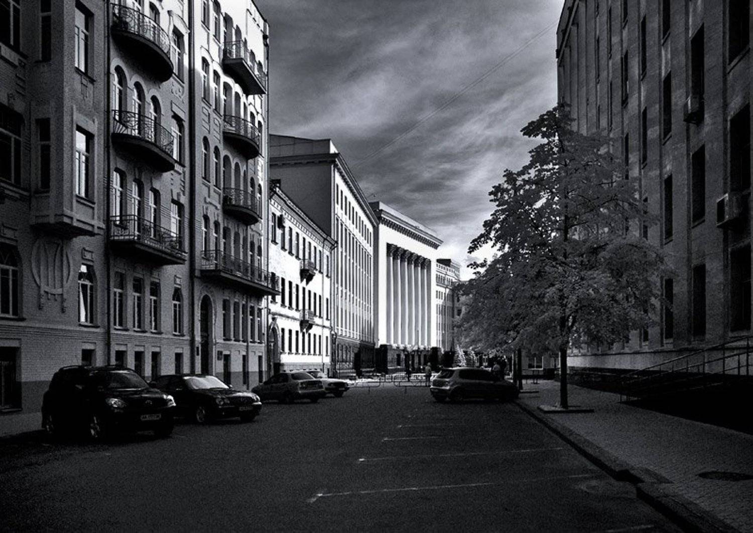 ик, город, Марк Пономаренко