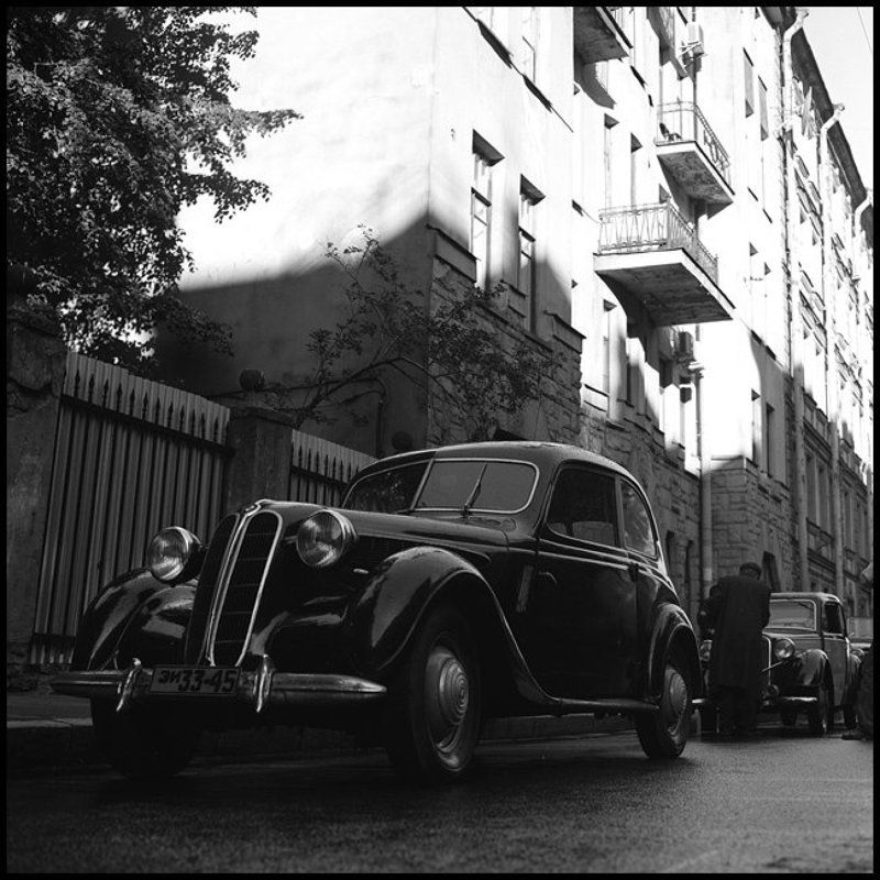 Ретромобиль фото превью