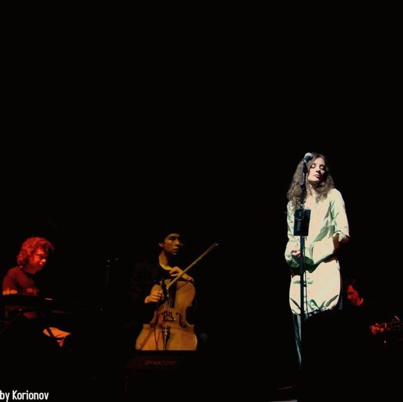 арефьева, концерт, музыка, музыканты, певица, микрофон, рок, андеграунд Ольга Арефьева и \