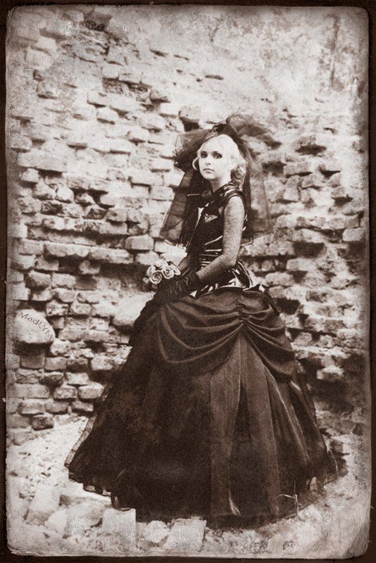 старинное фото, состаривание, old-time photo, портрет, девушка на прогулке по старинке... фото превью