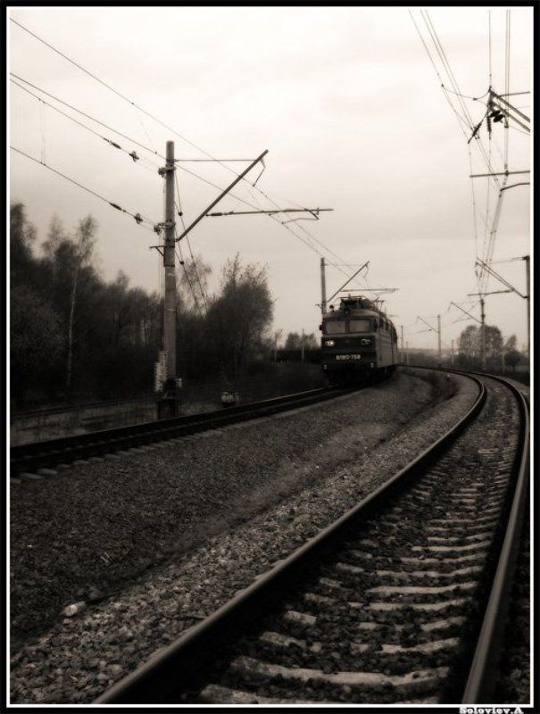 Поезд... фото превью