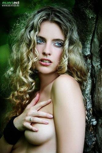 Yana Ultra - portrait