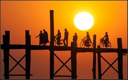 Закат в Мандалай.