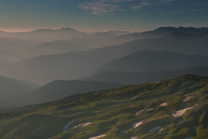 горы рассвет, лаго-наки Таял прошлогодний снег... фото превью