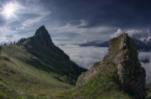 Утесы воздушного океана.