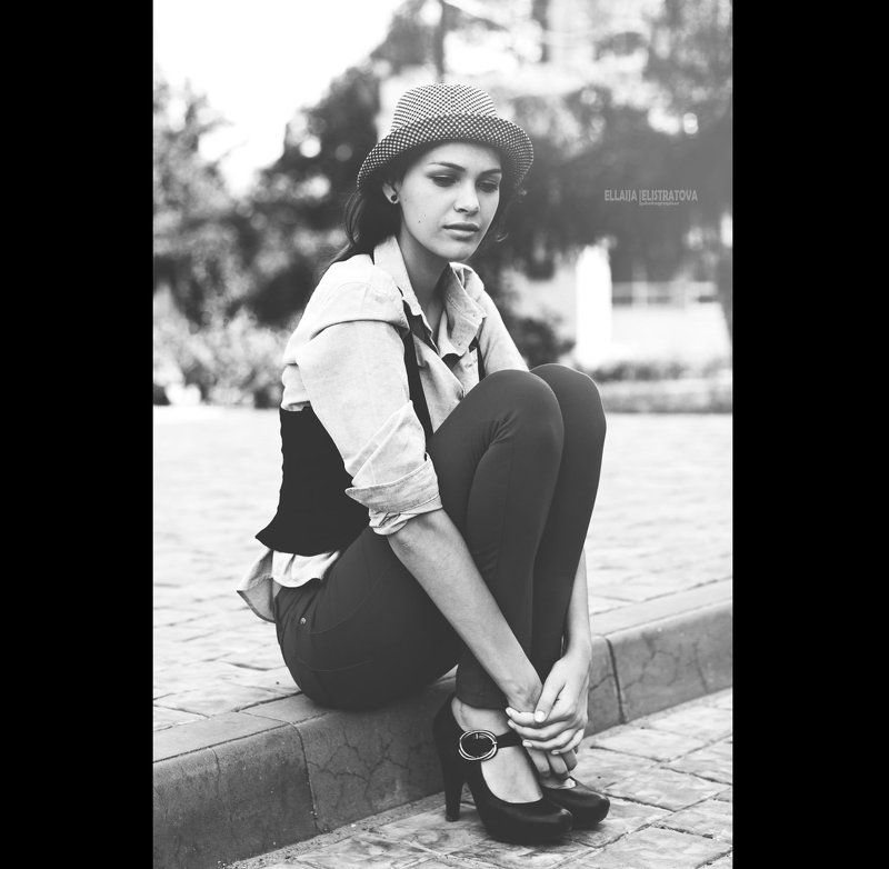 3 фото превью