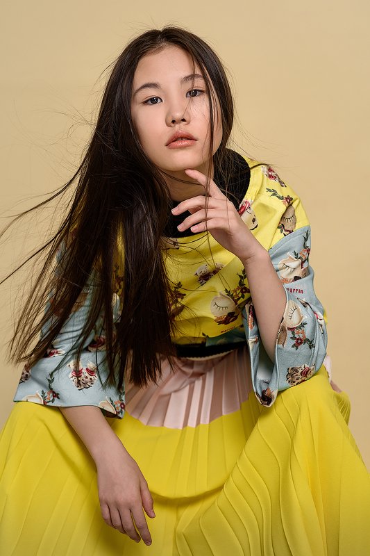 азия восток фешн портфолио желтый Эмин фото превью