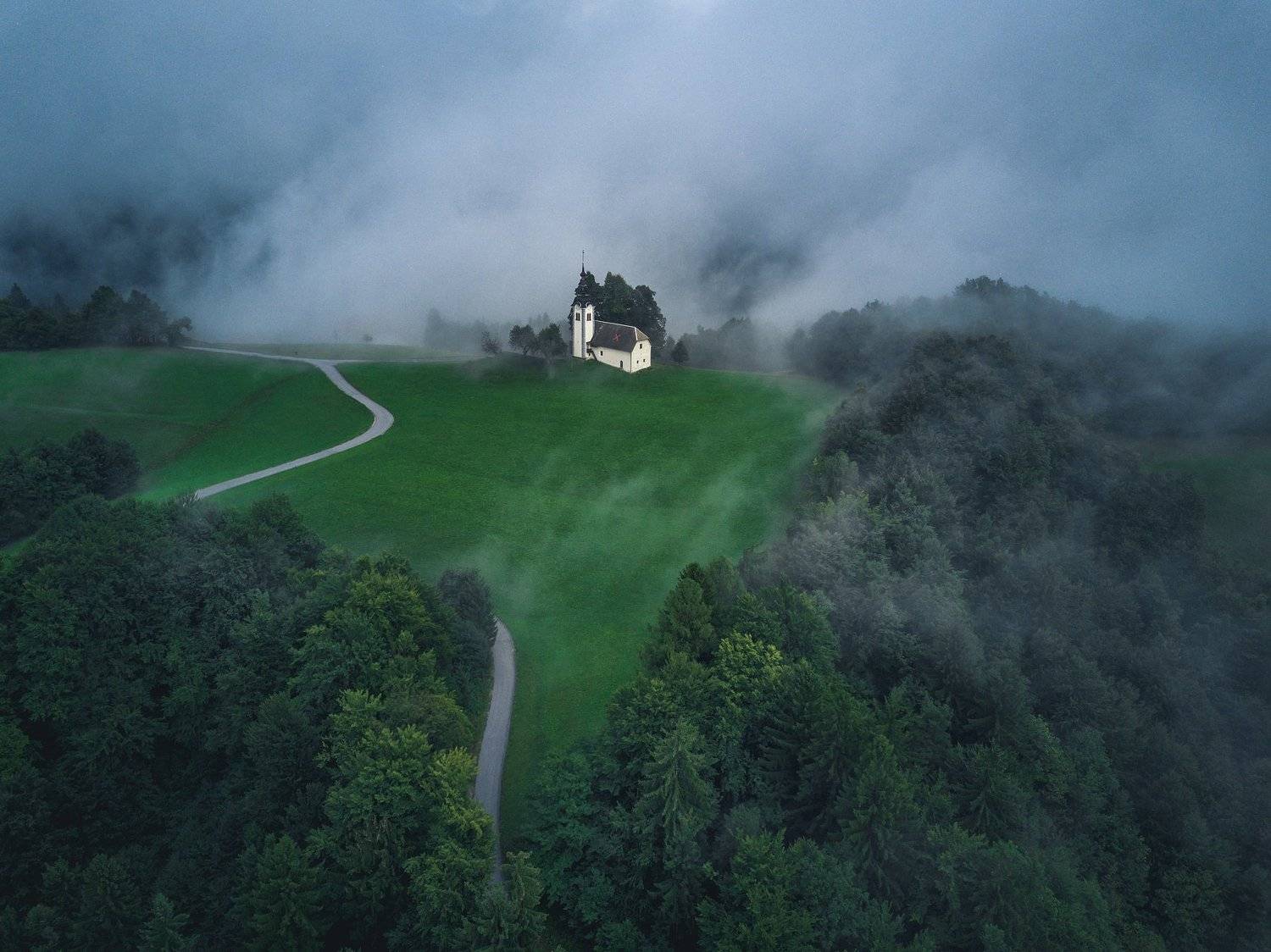 , Андрей Родионов