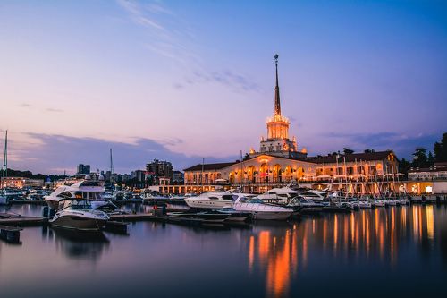 Морской порт Сочи