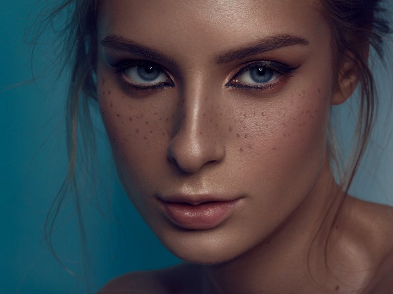 Moody фото превью