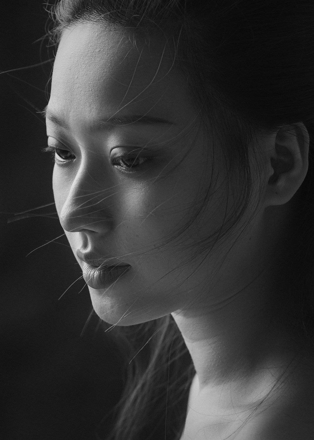 portrait, people, face, studio, dark, light, asian, vietnam, vietnamese, young, attractive, female, girl, black and white, bw, monochrome, Hoang Viet Nguyen