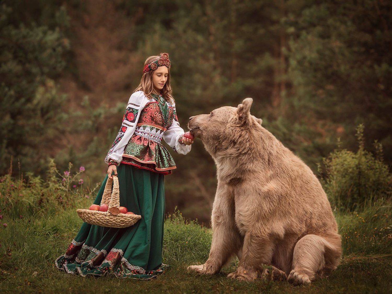 , Елена Михайлова