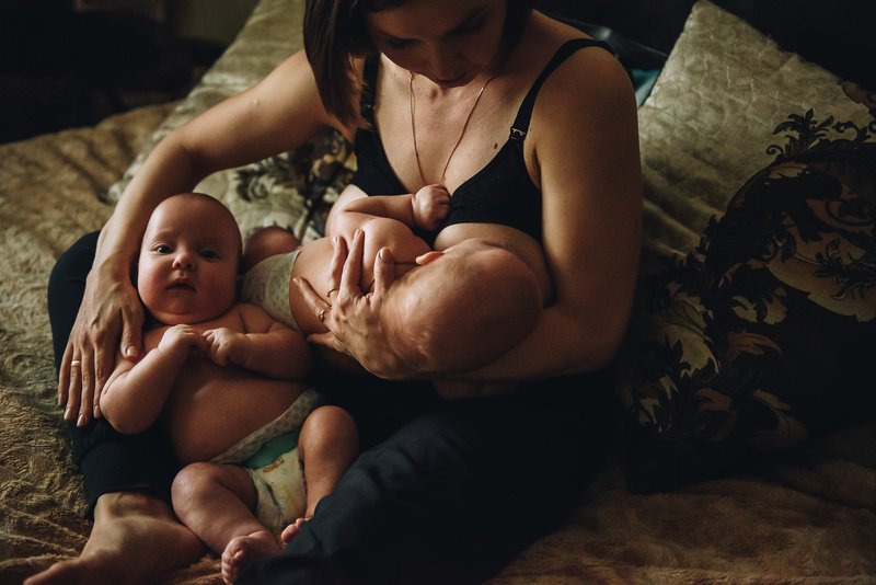 дети, двойня, семья, новорожденные  фото превью