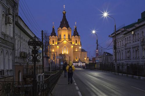 Нижегородские вечера. Улица Стрелка, собор Александра Невского.