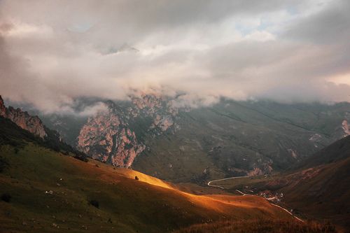 Свет рассвета..