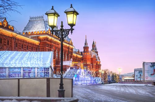 Фонарь у Исторического музея