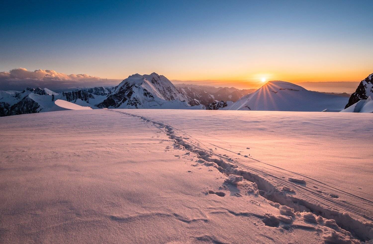 Терскей, Киргизия, горы, закат, Evgeniy Khilkevitch