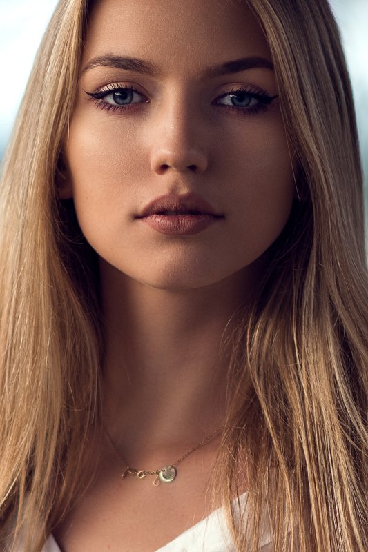 Nicole фото превью