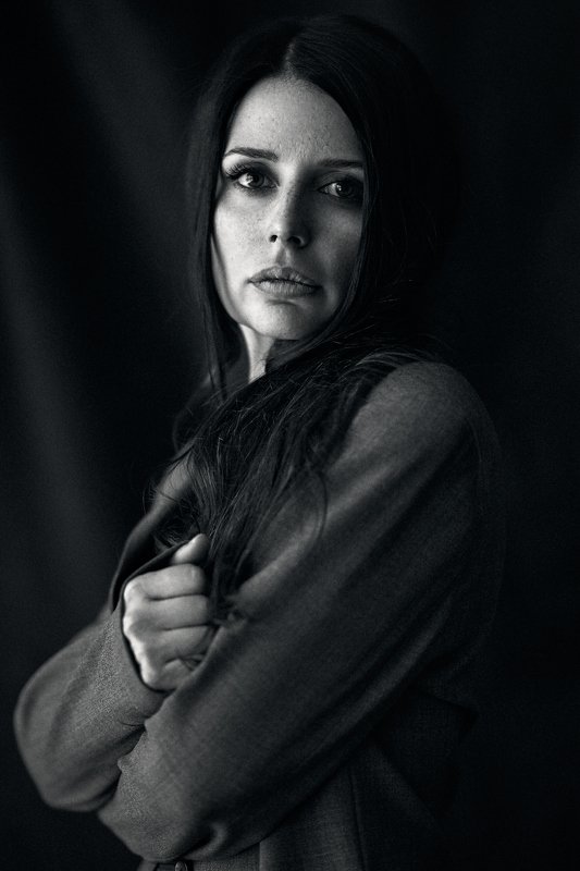 Nastasya B&W фото превью