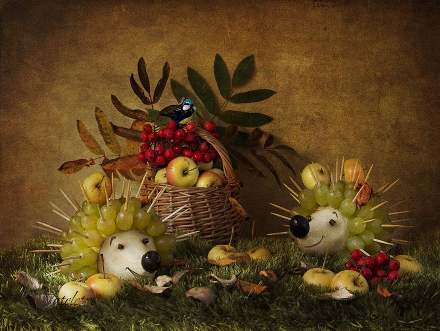 фруктовый, натюрморт, корзина, яблоки, ёжики, Наталья Кузнецова (Nateletro)