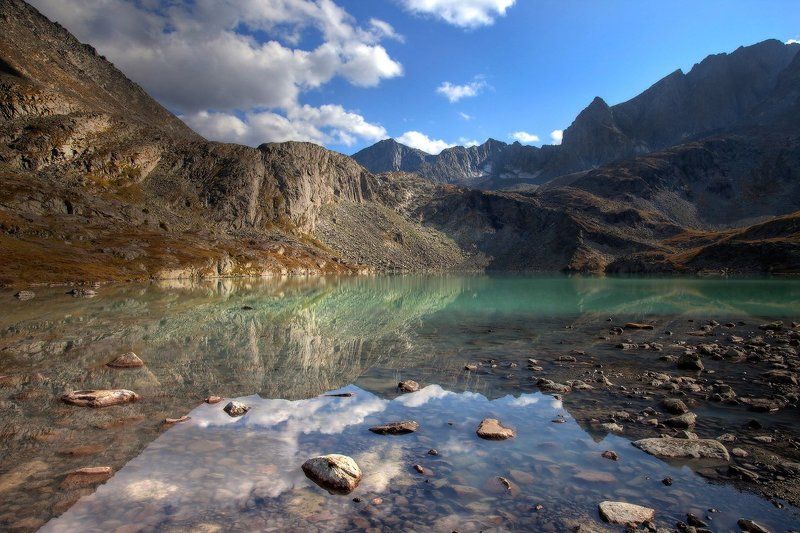 алтай, горный алтай, горы, пейзаж, акчан У горного озера фото превью