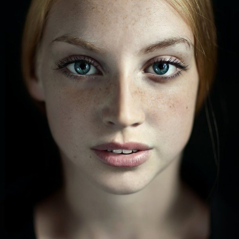 portrait, woman, closeup, studio, daylight ... фото превью