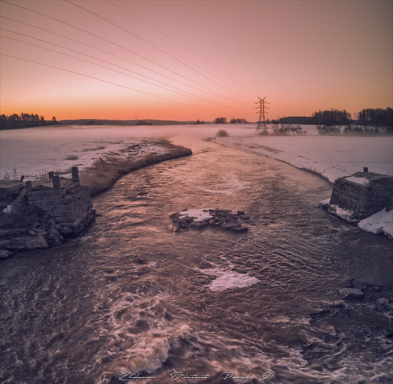 Морозное утро на реке Сторожевая. фото превью