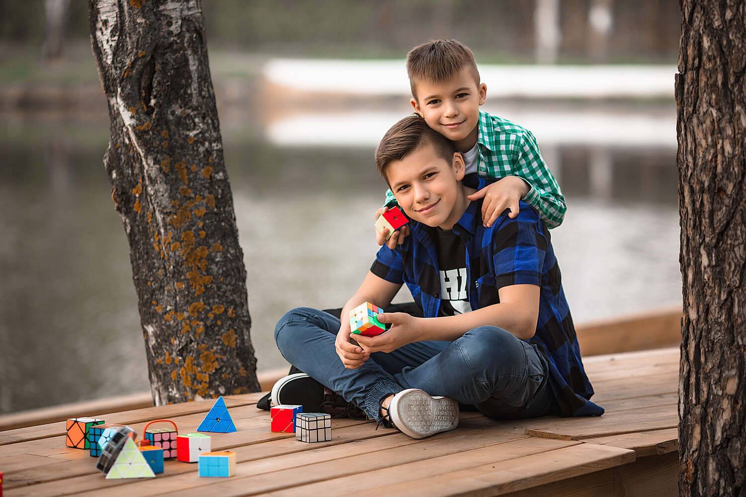 братья, мальчики, фотосессия, фотопрогулка, прогулка, лето, кубик-рубика, дети, children, brother, summer, Владимир Васильев
