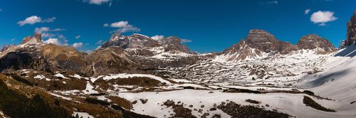 Панорама подножья Tre Cime - Lavaredo