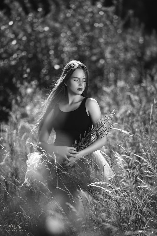 B&W Grete V. фото превью