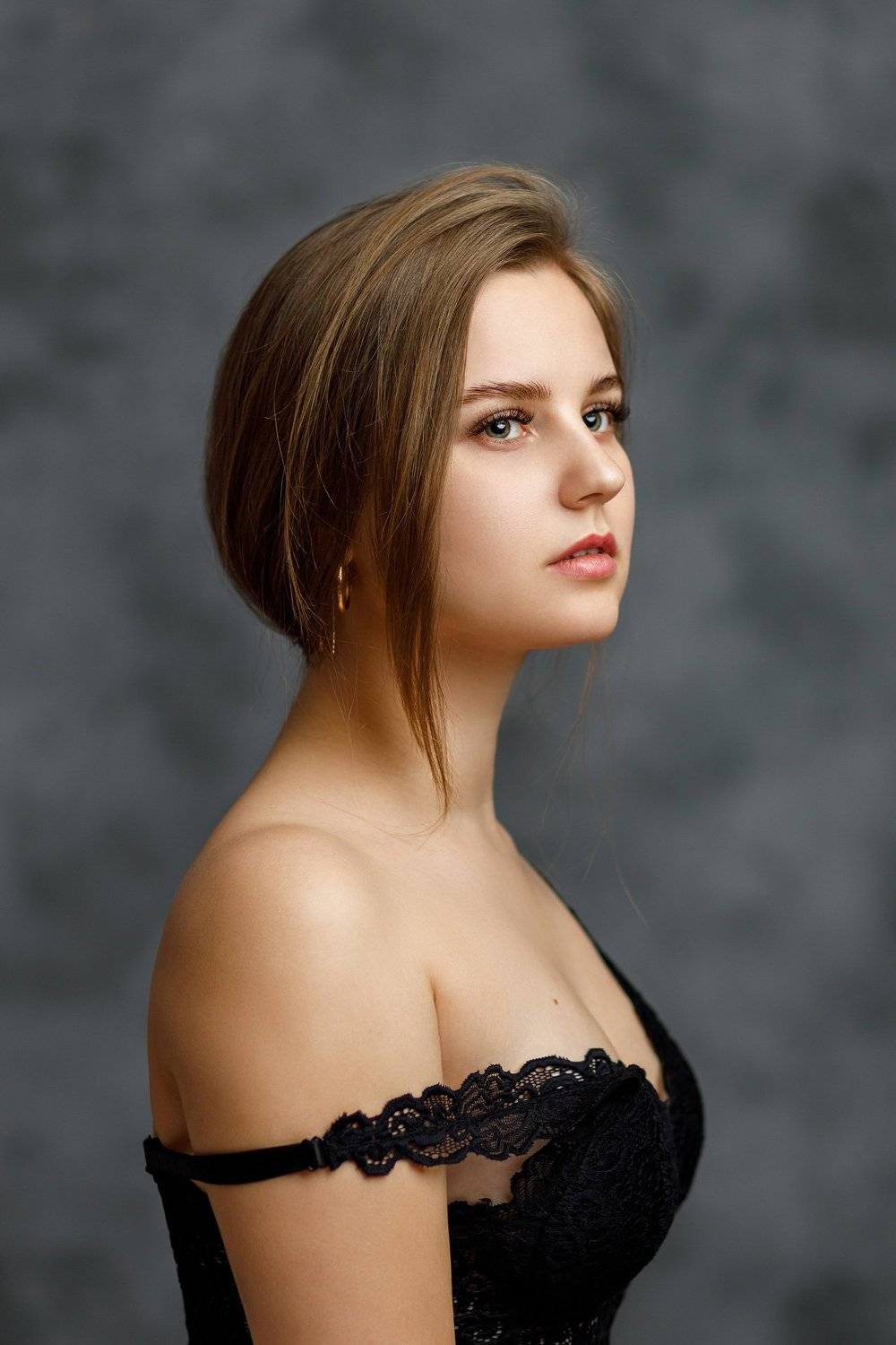 девушка взгляд портрет студия, Ксения Сергеева