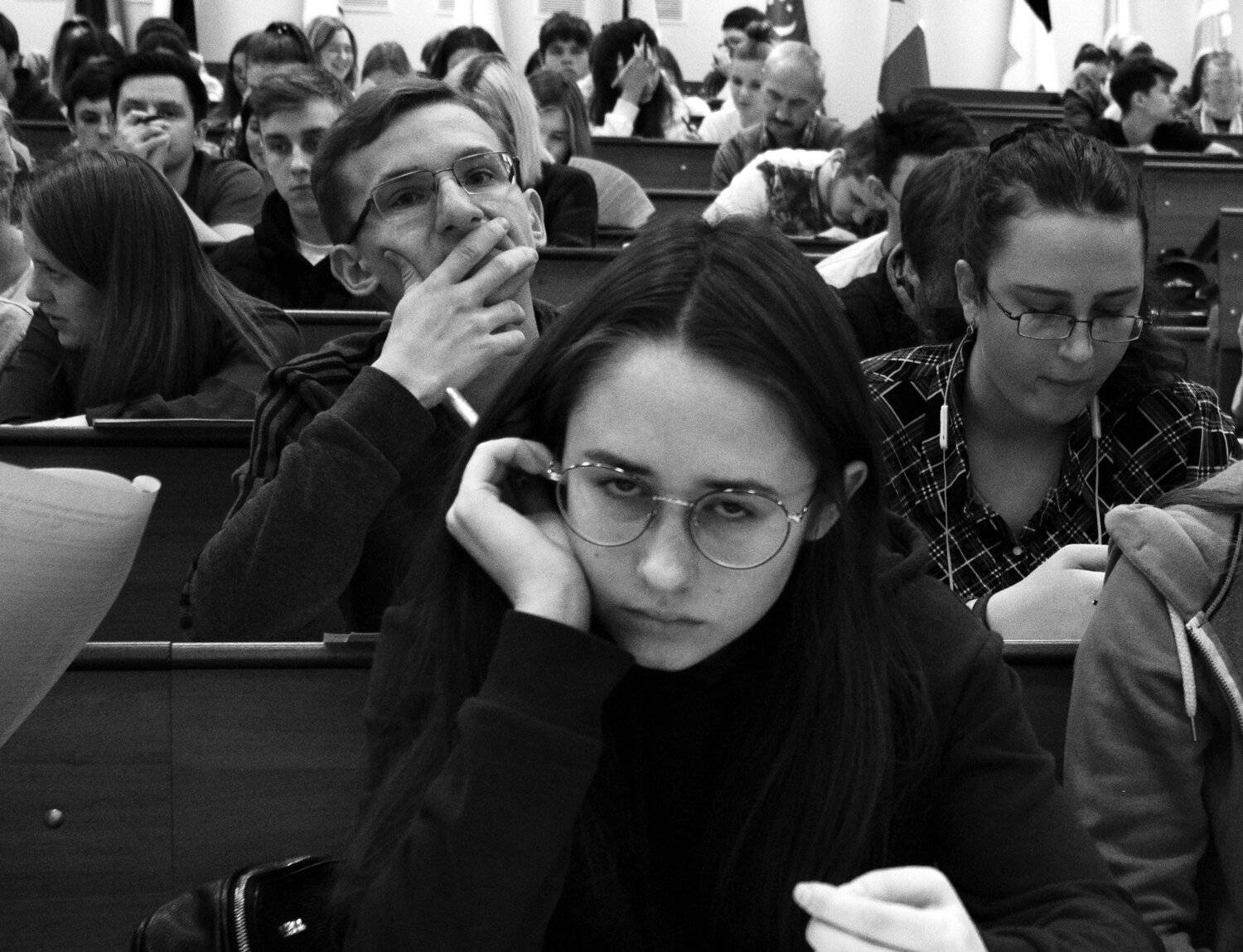 Экзамен, аудитория, тест, диктант, раздумья, сложно, жест, думать, амфитеатр, Дмитрий Ткаченко