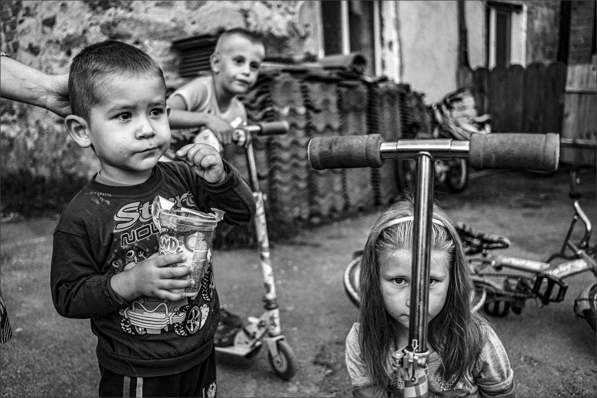 portrait, bw, bnw, street, streetphotography, fuji, 35mm, composition, чб, портрет, Denis Buchel (Денис Бучель)