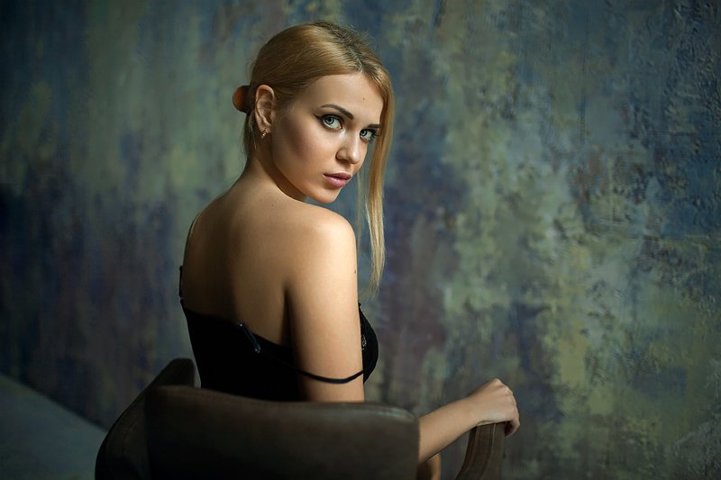 Vicky фото превью