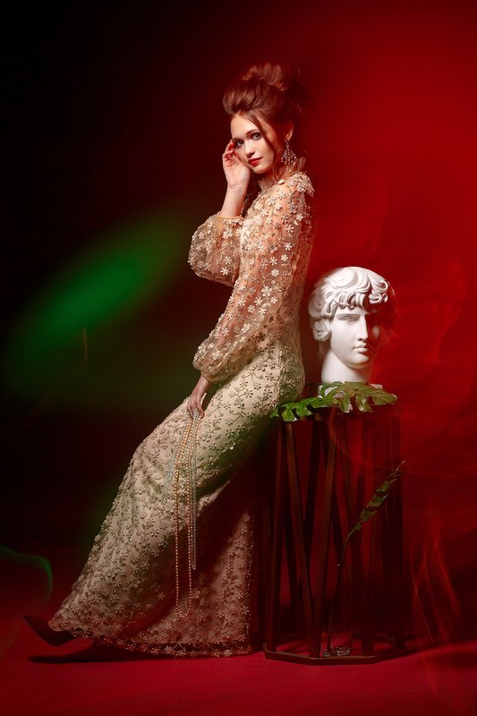 красный, портрет, смешанный свет, зеленый  фото превью