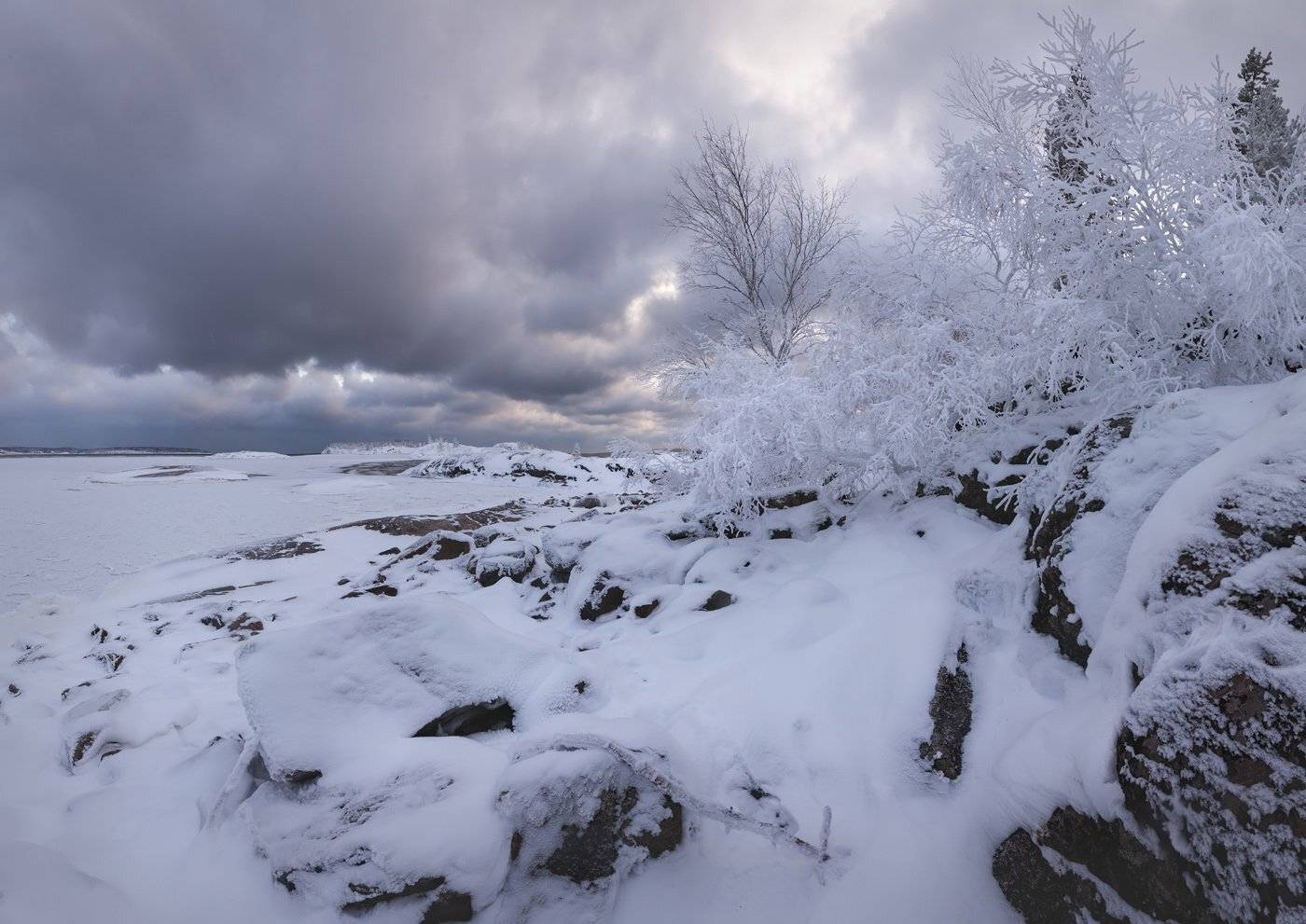 зимняя ладога, ладожские шхеры зимой, зима в Карелии, изморозь, Арсений Кашкаров