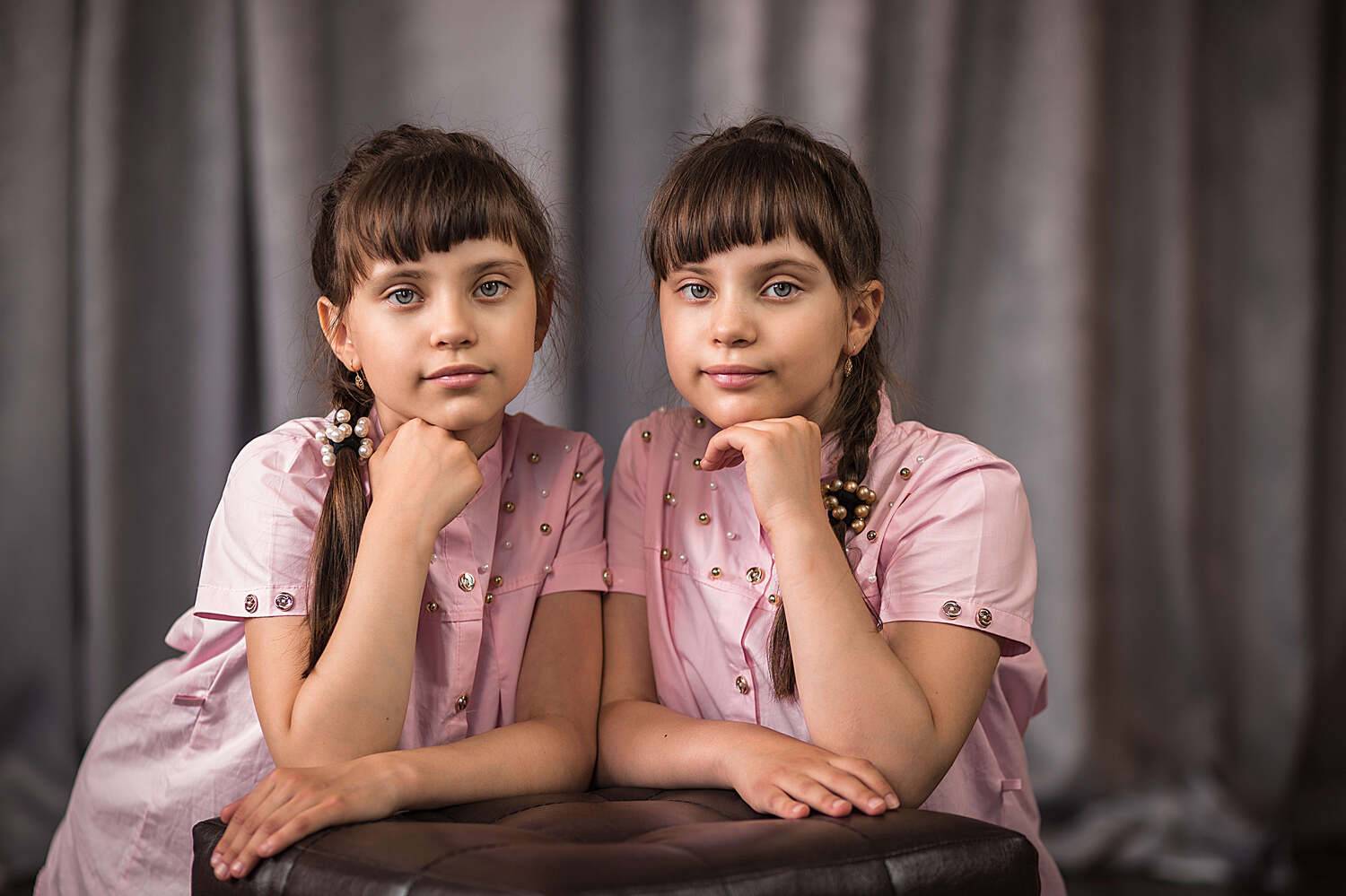 девочки, сёстры, фотосессия, студия, близнецы, дети, семейная фотосессия, children, twins, family photo, girls, Владимир Васильев